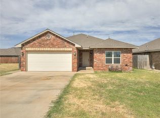 709 S Lyle Rd, Weatherford, OK 73096