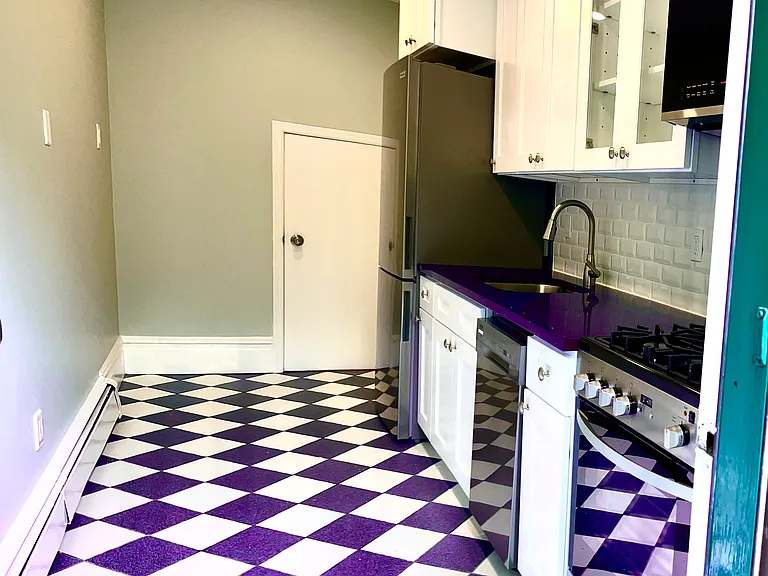 407 Pacific St #1 — Photo 8
