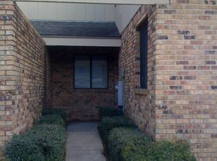 2832 Villager Cir, Pensacola, FL 32504