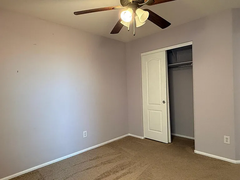 4533 S 236th Dr — Photo 14