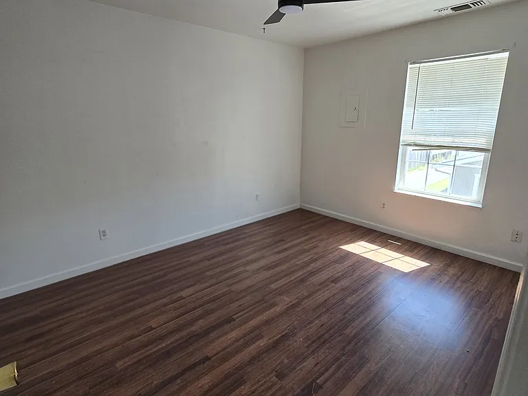 4690 Fleming Way #B — Photo 9