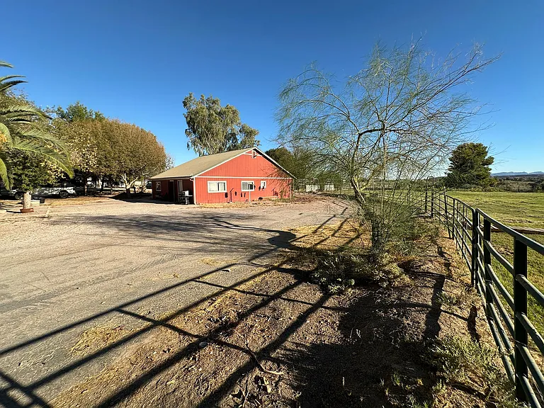 2025 Whipple Ave — Photo 3