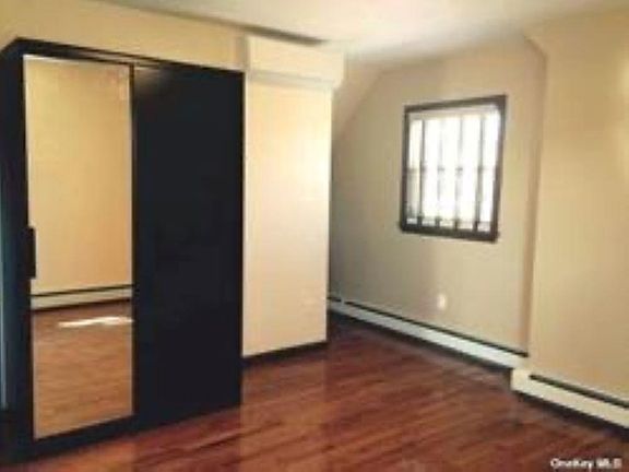 3rd image of 5058 Utopia Pkwy
