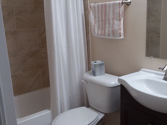 Master bath with bathtub