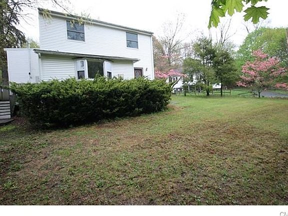 2nd image of 27 Harvard Dr