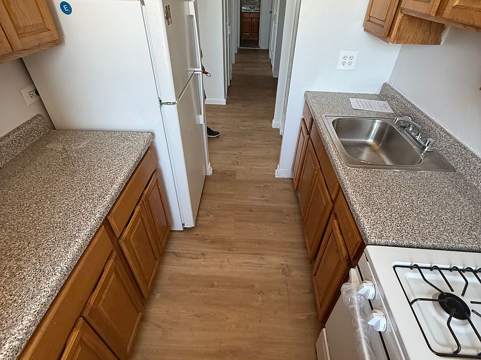 1st image of 510 Quincy St Unit B