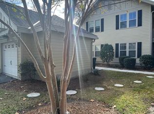 5554 Colonial Chatsworth Cir, North Charleston, SC 29418