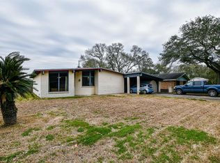 302 Crystal St, League City, TX 77573