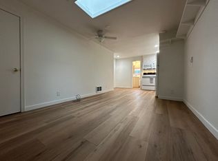 604 1/2 W Crockett St APT A, Seattle, WA 98119