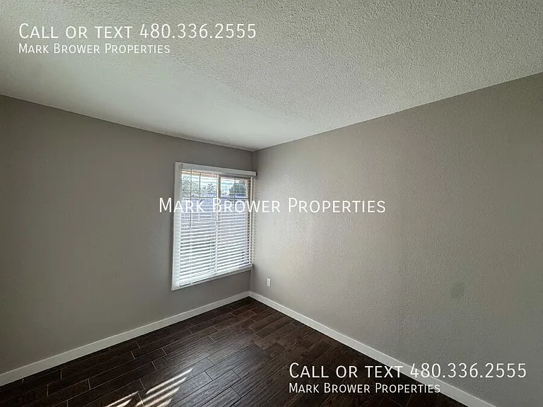 525 N May #20 — Photo 11