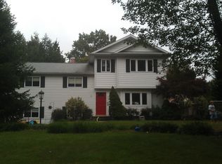 105 Hollyberry Rd, Severna Park, MD 21146