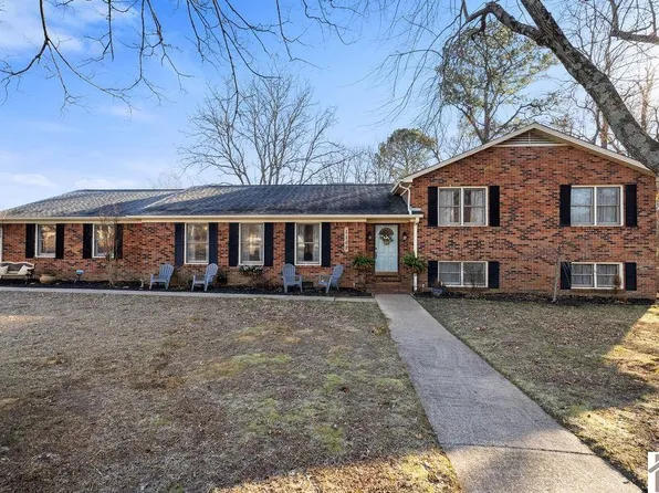 1101 Meadow Ln, Murray, KY 42071