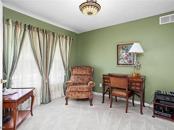 5th image of 9067 Devonshire Dr