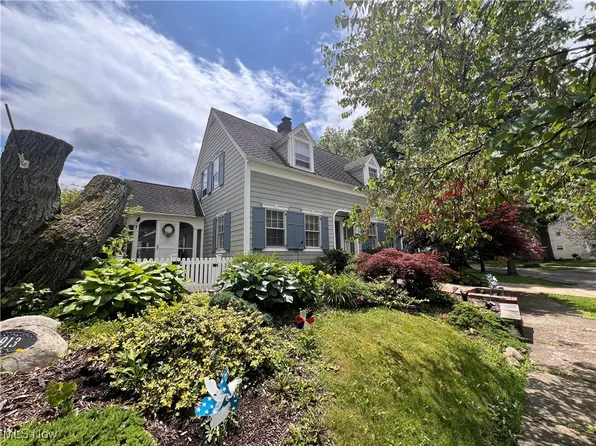 913 Home Cir, Salem, OH 44460