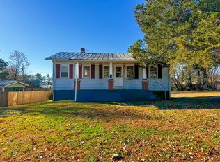 1109 W Tennessee Ave, Crewe, VA 23930