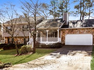 1289 Gate Post Ln, Lawrenceville, GA 30044