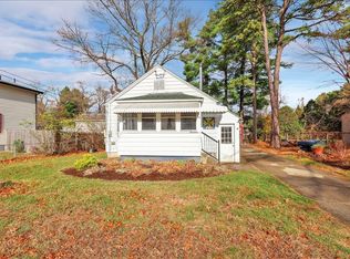 14 Elizabeth St, South Burlington, VT 05403