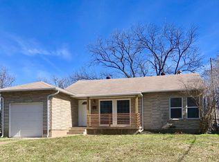 929 SW 5th St, Grand Prairie, TX 75051