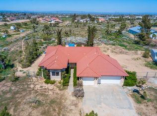 6342 Nielson Rd, Phelan, CA 92371