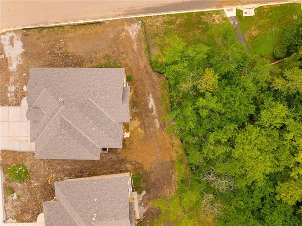 2394 W Wabash St, Olathe, KS 66061