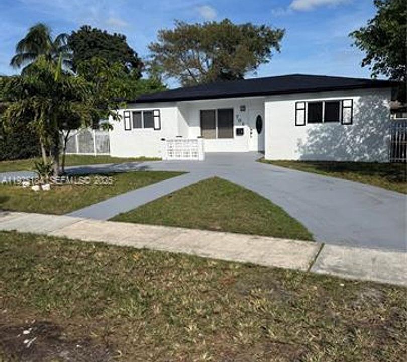 2nd image of 701 NE 170th St #701