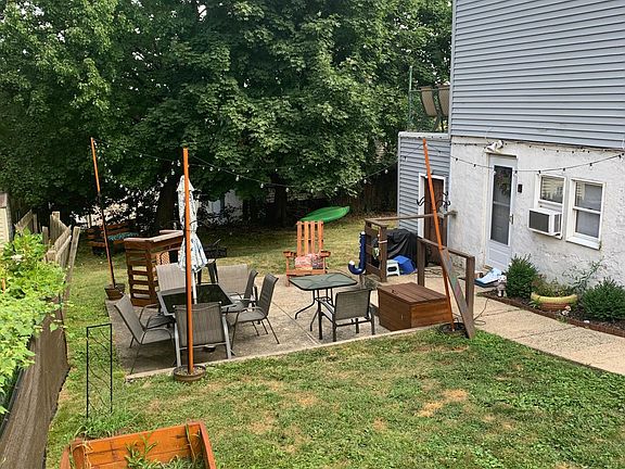 Access / Use to private yard