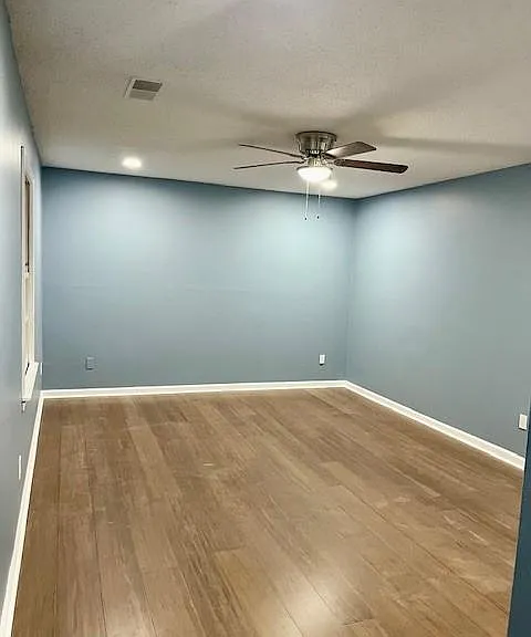 165 E Pecan Valley St — Photo 12