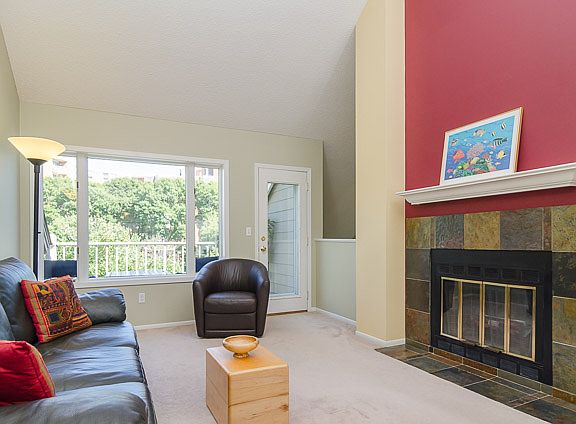 2nd image of 2867 Kenwood Isles Dr #2867