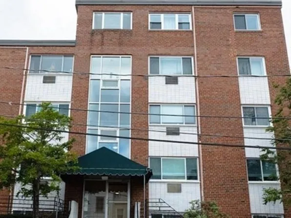 2 Larose Pl APT 13, Brighton, MA 02135