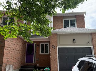 70 Inverary Dr #1, Ottawa, ON K2K2S1