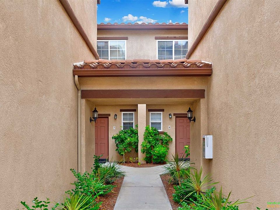 2nd image of 6373 Avenida De Las Vistas Unit 4