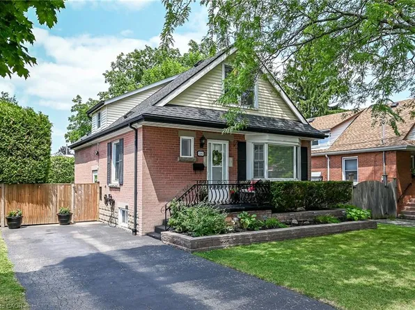 180 E 25th St, Hamilton, ON L8V 3A5