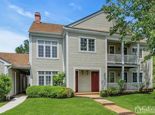 81 Winthrop Rd #F, Monroe Township, NJ 08831