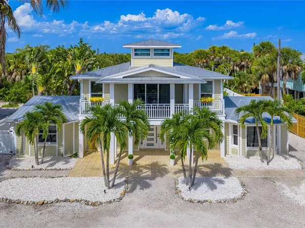 550 N Gulf Blvd, Cape Haze, FL 33946
