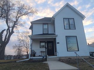 114 S Pine St, West Union, IA 52175