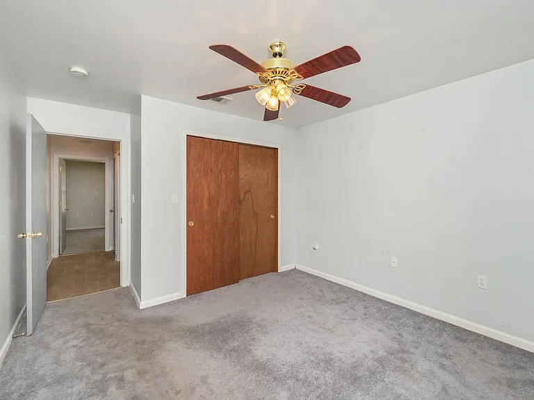 83 Edgewood Dr — Photo 21