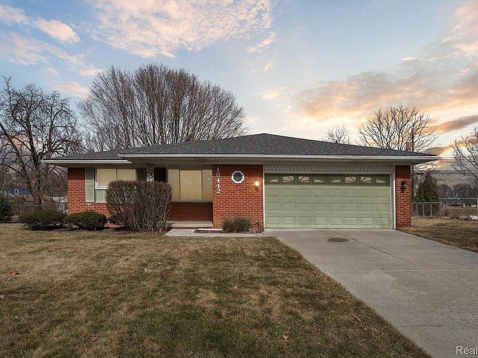 1st image of 18442 Winterset Dr