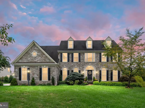 15800 Kensington Palace Ct, Gainesville, VA 20155