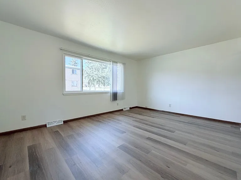 Independence Park Townhomes — Photo 17