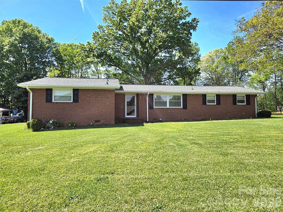 1st image of 7222 Melody Ln