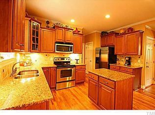 5520 Erinvale Ct, Holly Springs, NC 27540