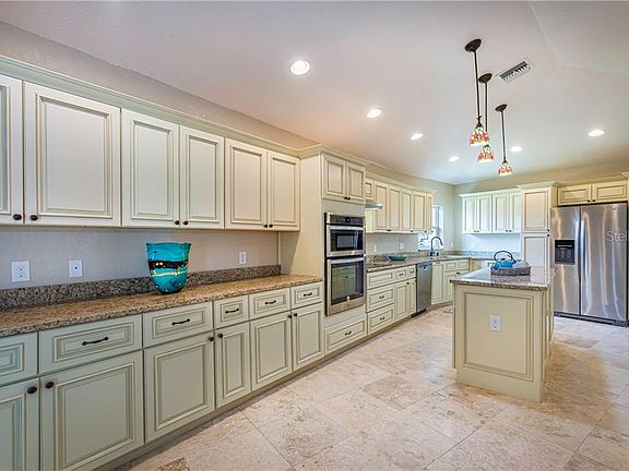 5th image of 6520 S Biscayne Dr