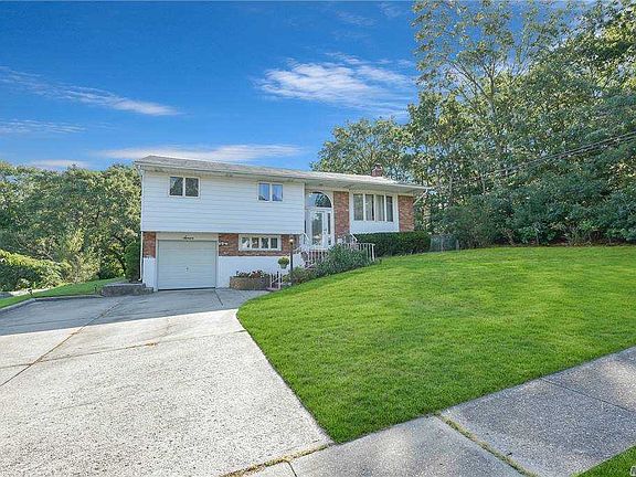2nd image of 7 Roosevelt Dr