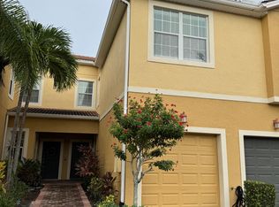 7827 Moonstone Dr, Sarasota, FL 34233