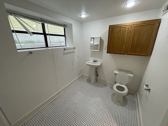 5th image of 1214 S Elgin Ave #70