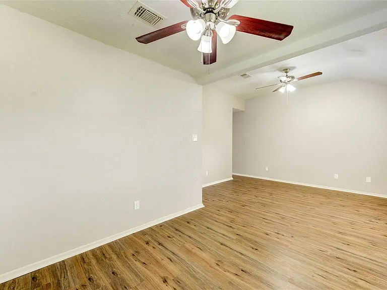 5255 Beaverbrook Dr — Photo 28
