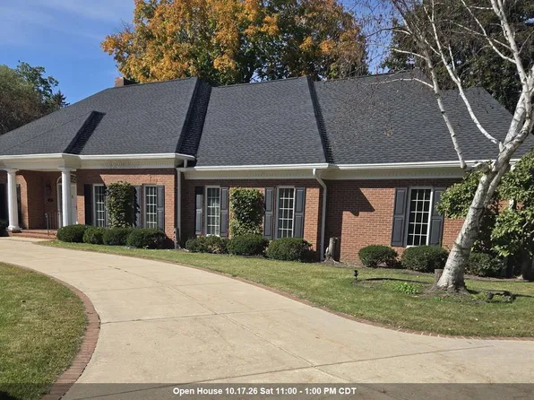 326 Braebourne Ct, Green Bay, WI 54301