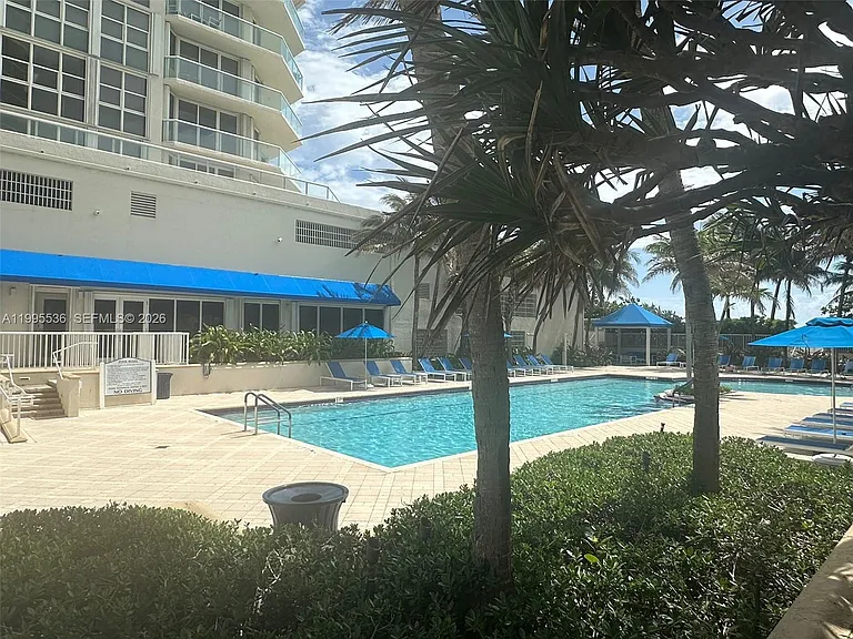 6001 N Ocean Dr #503 — Photo 94