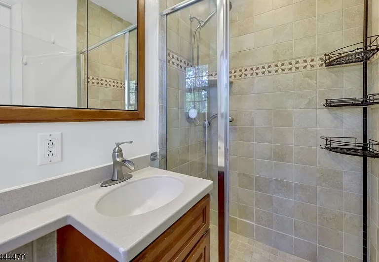 11 Rande Dr — Photo 22