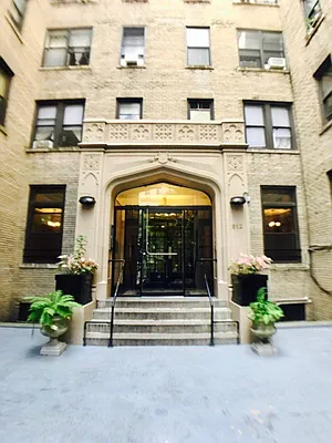 Rented by Bohemia Realty Group | media 9